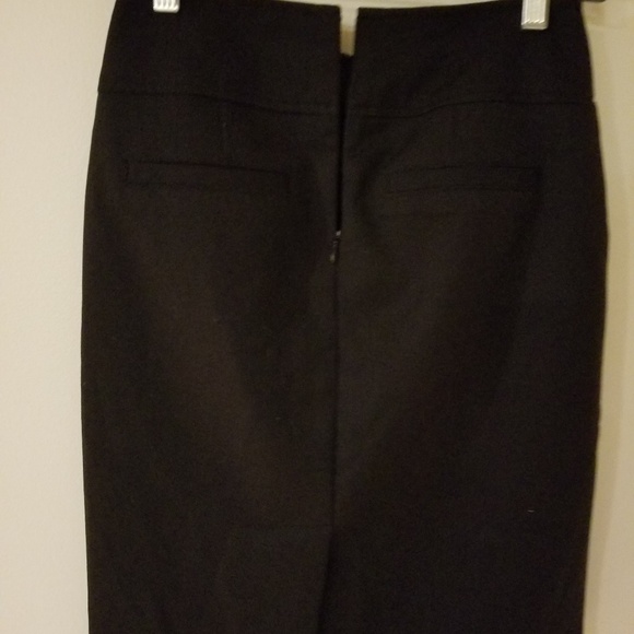 10 for $25 - Forever 21 Black Pencil Skirt - Picture 2 of 4